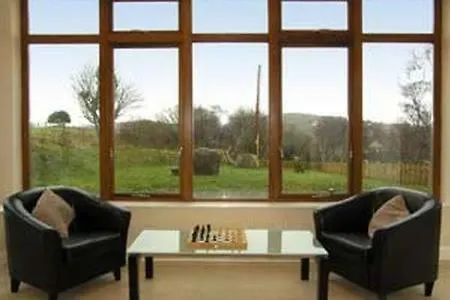 Feriehus Westport, Co. Mayo - Sleeps 10, Pool Table, Ideal Base *