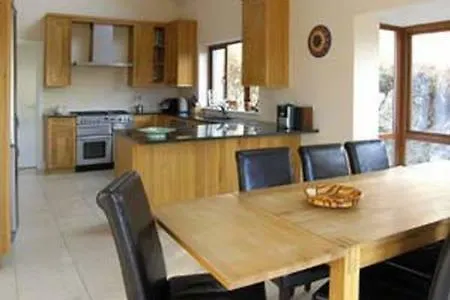Westport, Co. Mayo - Sleeps 10, Pool Table, Ideal Base